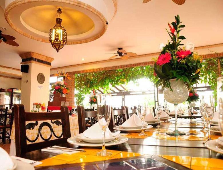 Hotel Mudejar Cali Kültér fotó